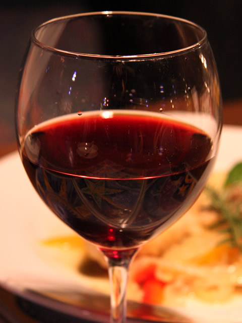 WINE.JPG - 57,791BYTES